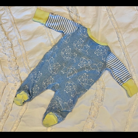 Boppy Sleep & Play Onesie w/ Feet - Picture 6 of 6